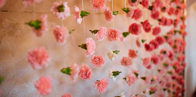 Photocall para bodas diferentes en Sevilla